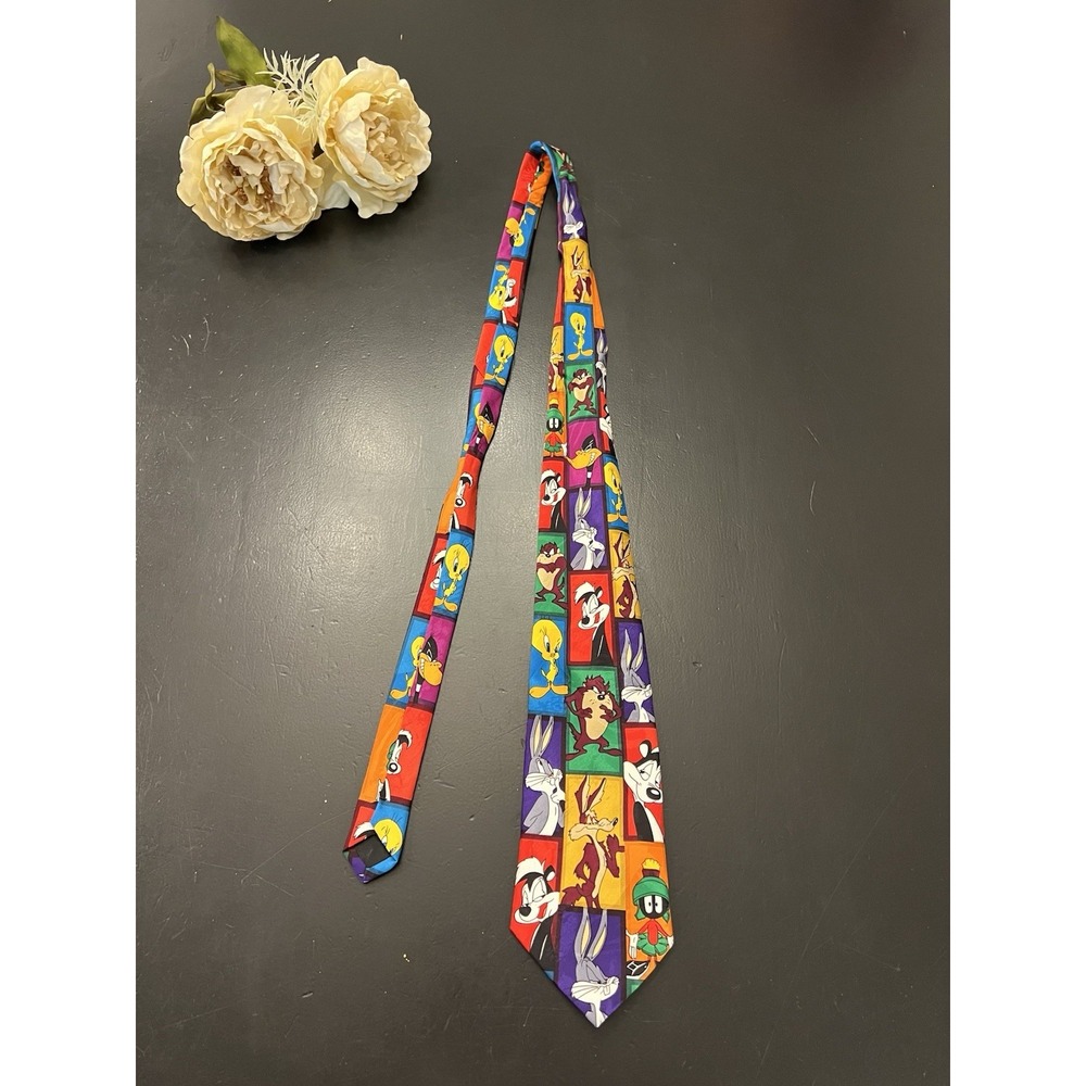 Looney Tunes Mania Colorful Vintage 1993 90s Mens Neck Tie Bugs Taz Tweety Daffy